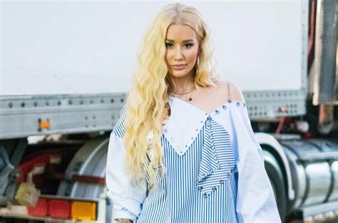 iggy nudes|Iggy Azalea Poses Nude For Fashion Nova Photo Shoot.